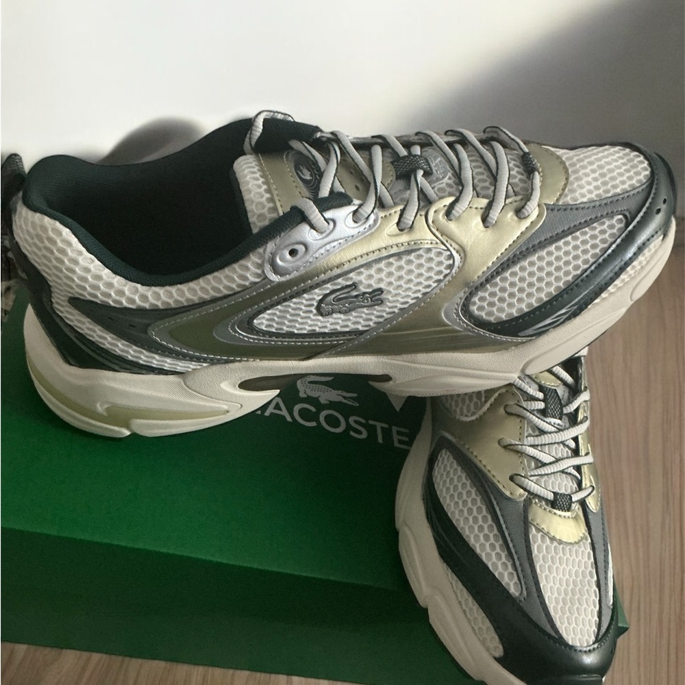 Lacoste Men's Gray and White Sneakers - Picture 4 of 7